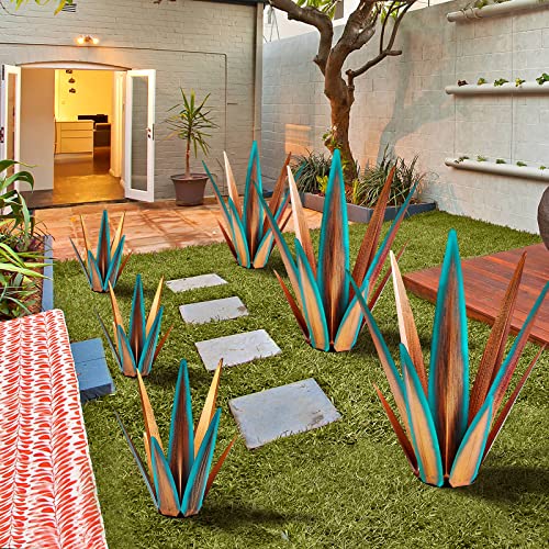 24" Metal Agave Plant Outdoor Decor