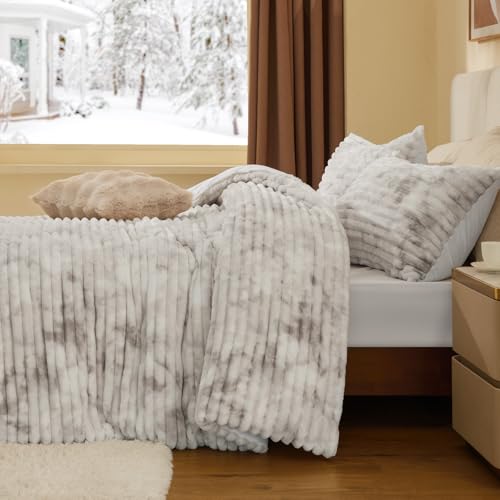Fleece King Comforter Set