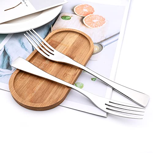 24 Piece Silver Flatware (12.49 Count)