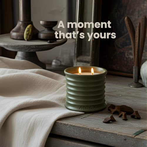 Oud and Agarwood Luxury Strong Scented Candles for Home