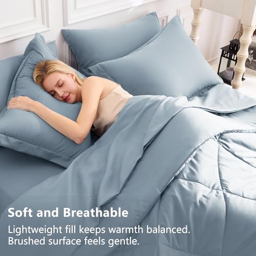 Twin Comforter Set 68"x88" Dusty Blue