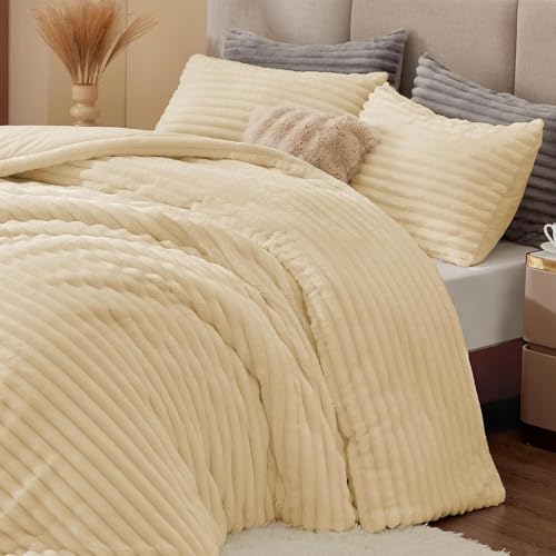 Fleece Full Comforter Set