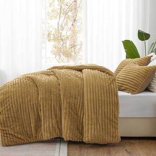 Fleece California King Comforter Set