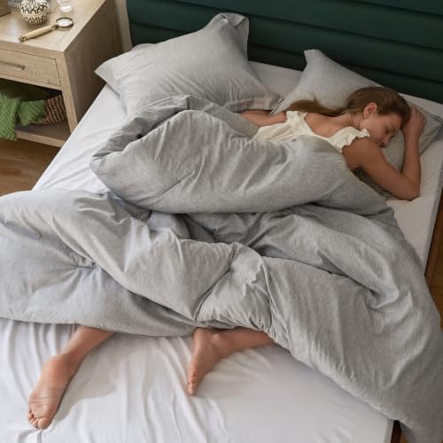 Light Grey Cal King Comforter Set
