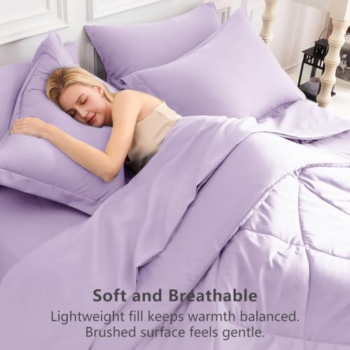 King Comforter Set 102"x90" Light Purple