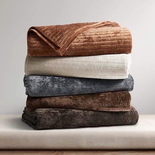 Oversized Velvet Quilt Set