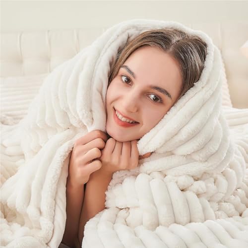 Fleece California King Comforter Set