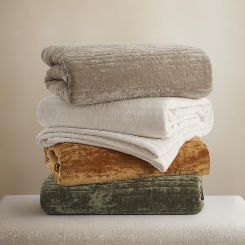 Stripe Channel Luxury Velvet Quilt Set King Size