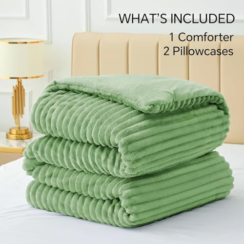 Fleece Queen Comforter Set