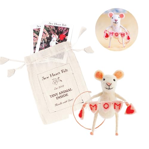 Hand Felted Mom Bunting Mouse