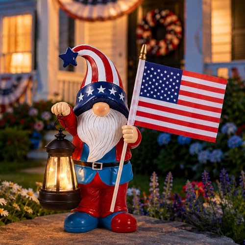 Solar Patriotic Gnomes Statues with Flag for Garden Decor