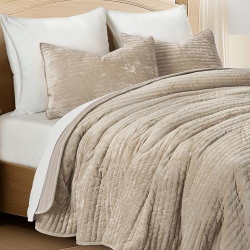 Stripe Channel Luxury Velvet Quilt Set Queen Size