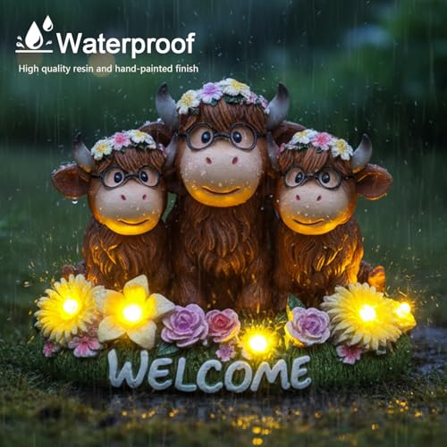 Highland Cow Decor Solar Garden Statue 5.3" (3 Count)