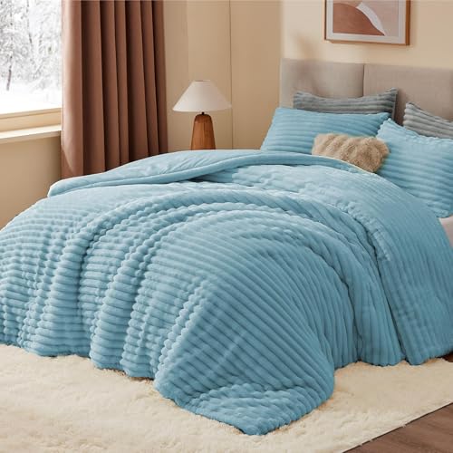 Fleece Full Comforter Set