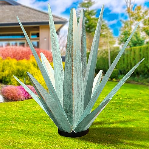 24" Metal Agave Plant Outdoor Decor