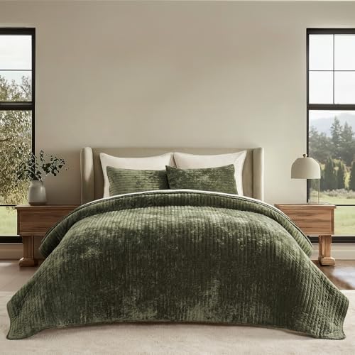 Stripe Channel Luxury Velvet Quilt Set Queen Size