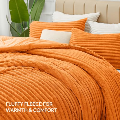 Fleece Queen Comforter Set