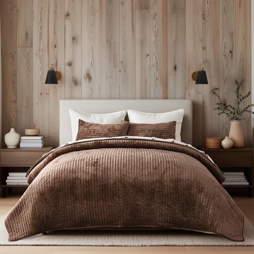 Stripe Channel Luxury Velvet Quilt Set Queen Size