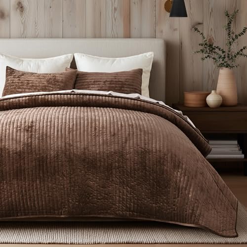 Stripe Channel Luxury Velvet Quilt Set King Size