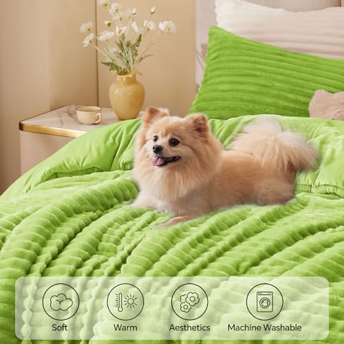 Fleece Twin Twin XL Comforter Set
