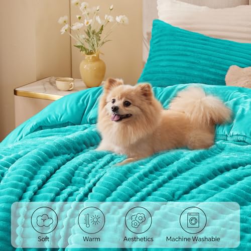 Fleece King Comforter Set