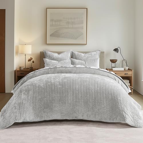 Stripe Channel Luxury Velvet Quilt Set King Size