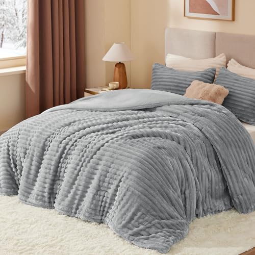 Fleece Full Comforter Set