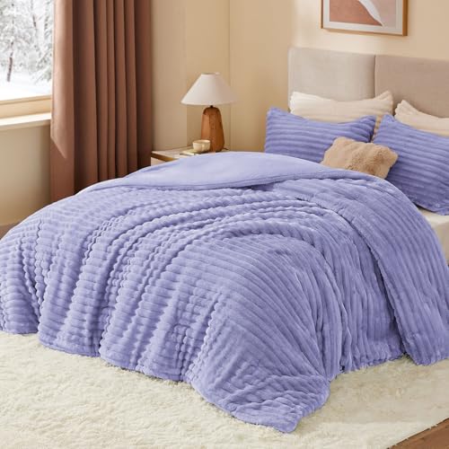 Fleece Queen Comforter Set