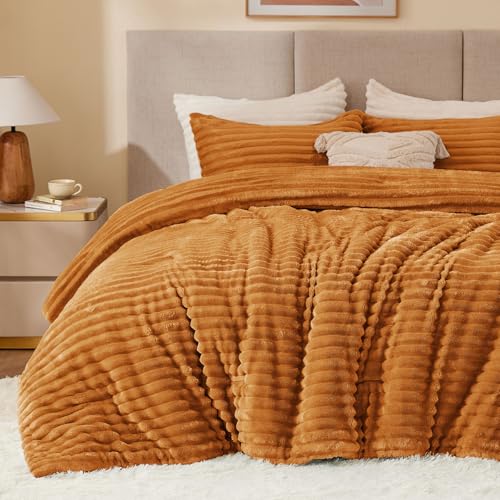 Fleece Queen Comforter Set
