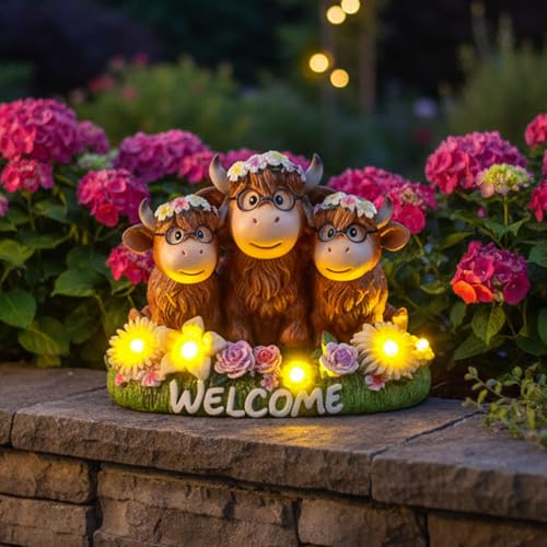 Highland Cow Decor Solar Garden Statue 5.3" (3 Count)