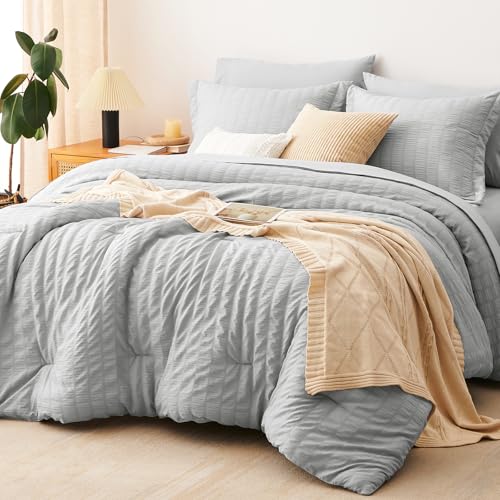 Queen Comforter Set