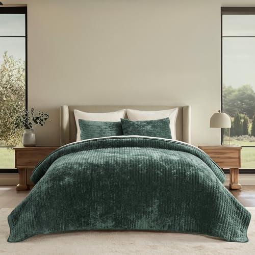 Stripe Channel Luxury Velvet Quilt Set Queen Size
