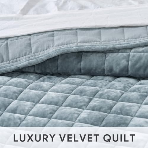 Channel Box Stitch Velvet Quilt Set