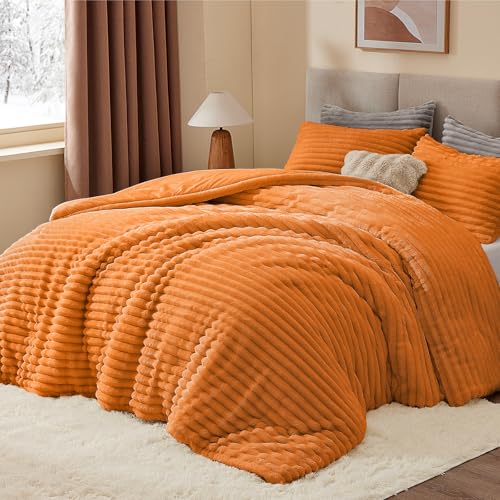 Fleece Queen Comforter Set