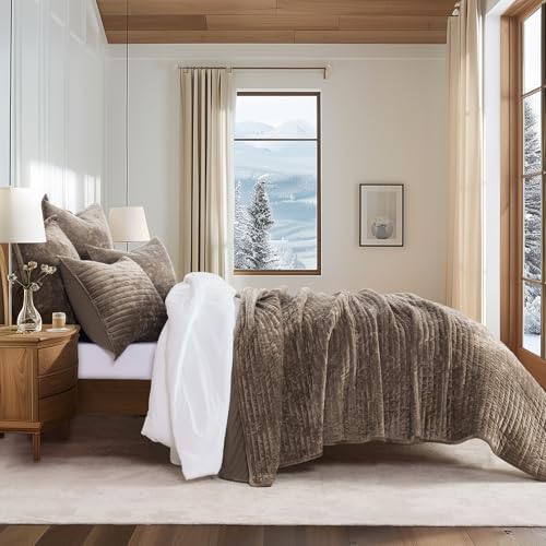 Oversized Velvet Quilt Set