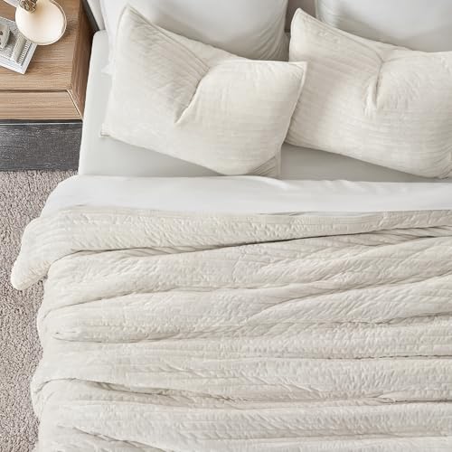 Stripe Channel Luxury Velvet Quilt Set Queen Size
