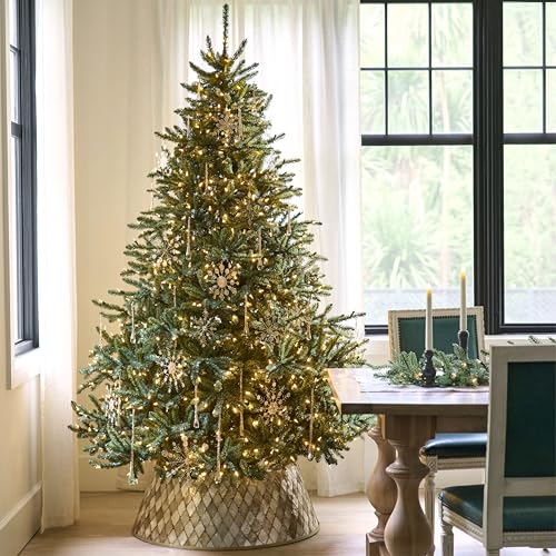 5.5 ft Pre Lit Classic Blue Spruce