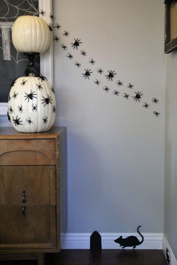 70 Pcs Halloween Spider Decorations Indoor (70 Count)