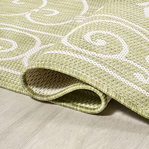 Vintage Filigree Indoor Outdoor Square Area Rug 5X5 Green