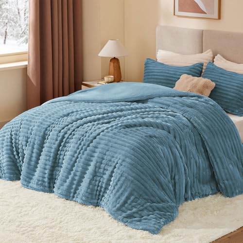 Fleece Queen Comforter Set