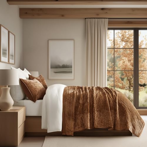 Stripe Channel Luxury Velvet Quilt Set King Size