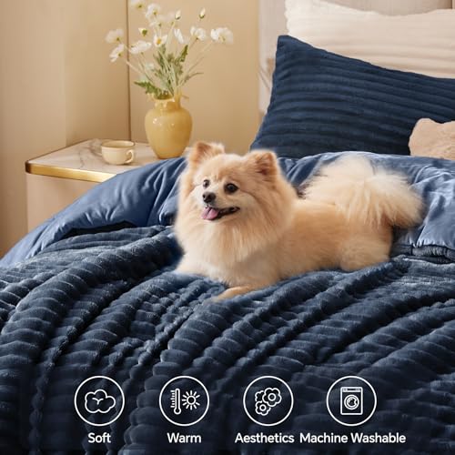 Fleece Full Comforter Set