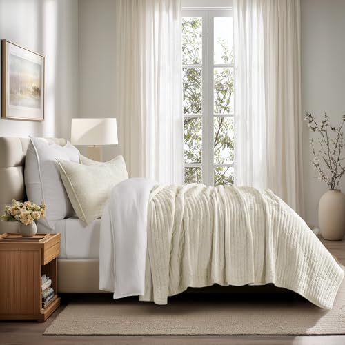 Stripe Channel Luxury Velvet Quilt Set King Size