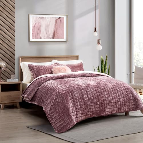Channel Box Stitch Velvet Quilt Set