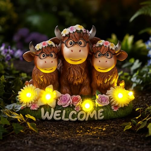 Highland Cow Decor Solar Garden Statue 5.3" (3 Count)