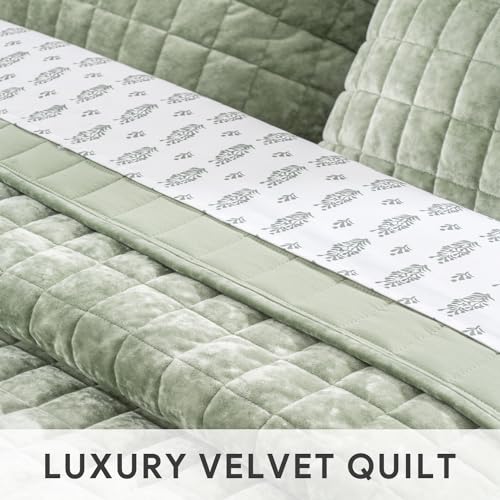 Channel Box Stitch Velvet Quilt Set