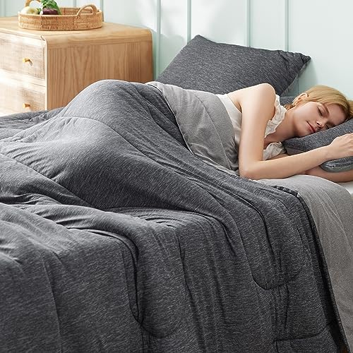 Queen Comforter Set
