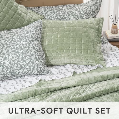 Channel Box Stitch Velvet Quilt Set