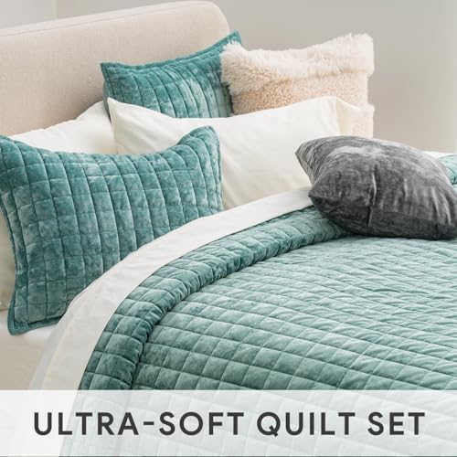 Channel Box Stitch Velvet Quilt Set
