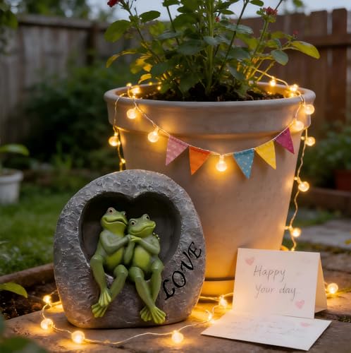 Couple Frog Garden Statue